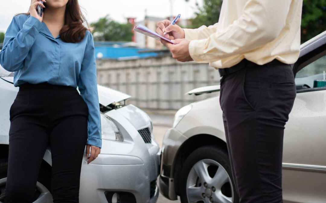 ¿Qué sucede si chocas un auto financiado con seguro?